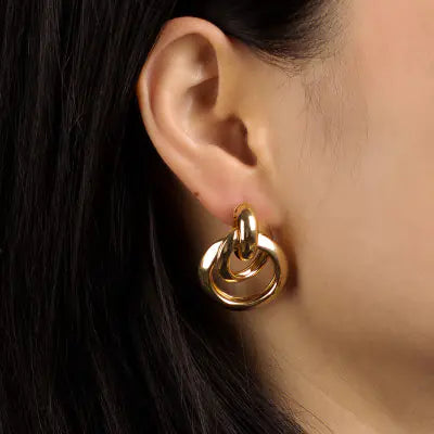 Chic Interlocking Metal Hoop Earrings