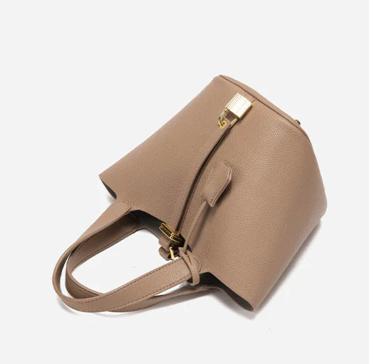 Minimalist Large-Capacity Polyester Shoulder Bag