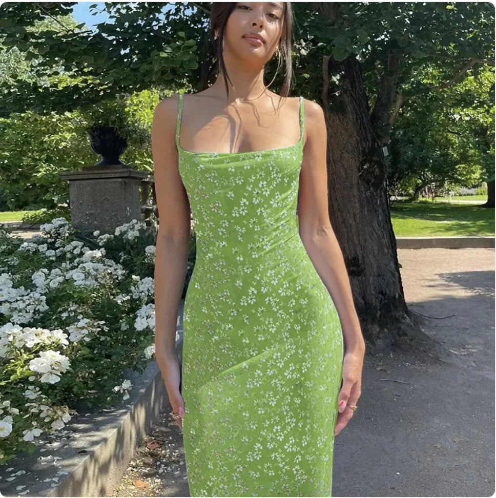 Printed Long-Sleeve Backless Slim Dress