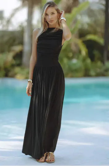 Timeless Pleated Sleeveless Slim Fit Dress