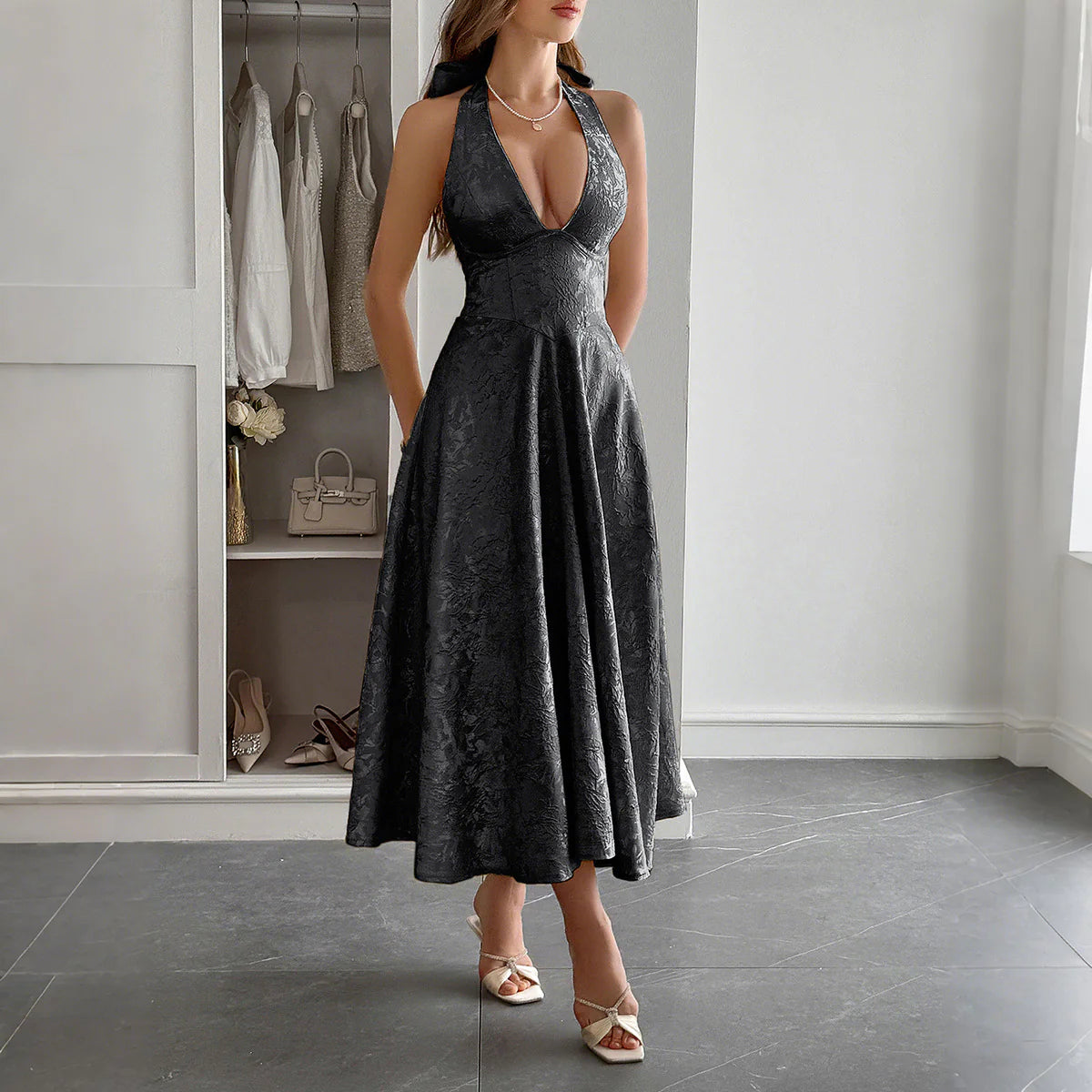 Halter High-Waist Backless Midi Dress